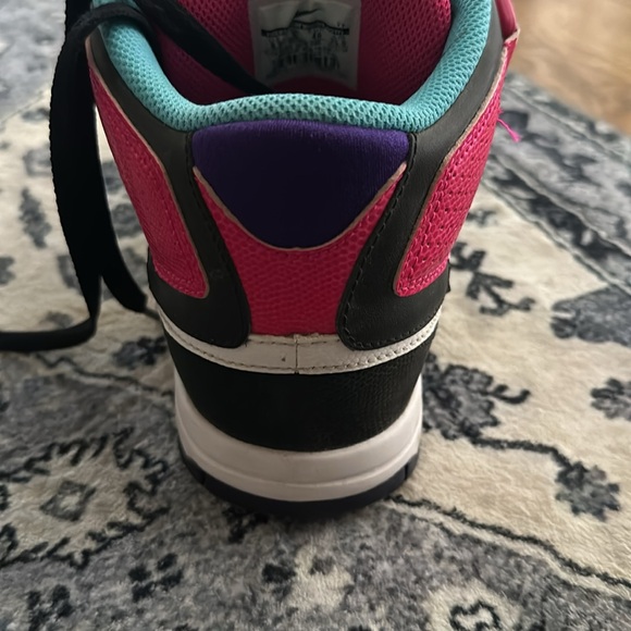 NIKE Air Jordan Mid 2 - Picture 6 of 6